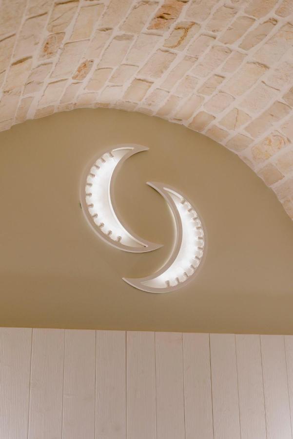 Il Trullo Delle Due Lune 诺西 外观 照片